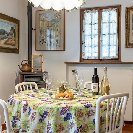 Beautiful Home In Uzzano Pt With Kitchen Luaran gambar