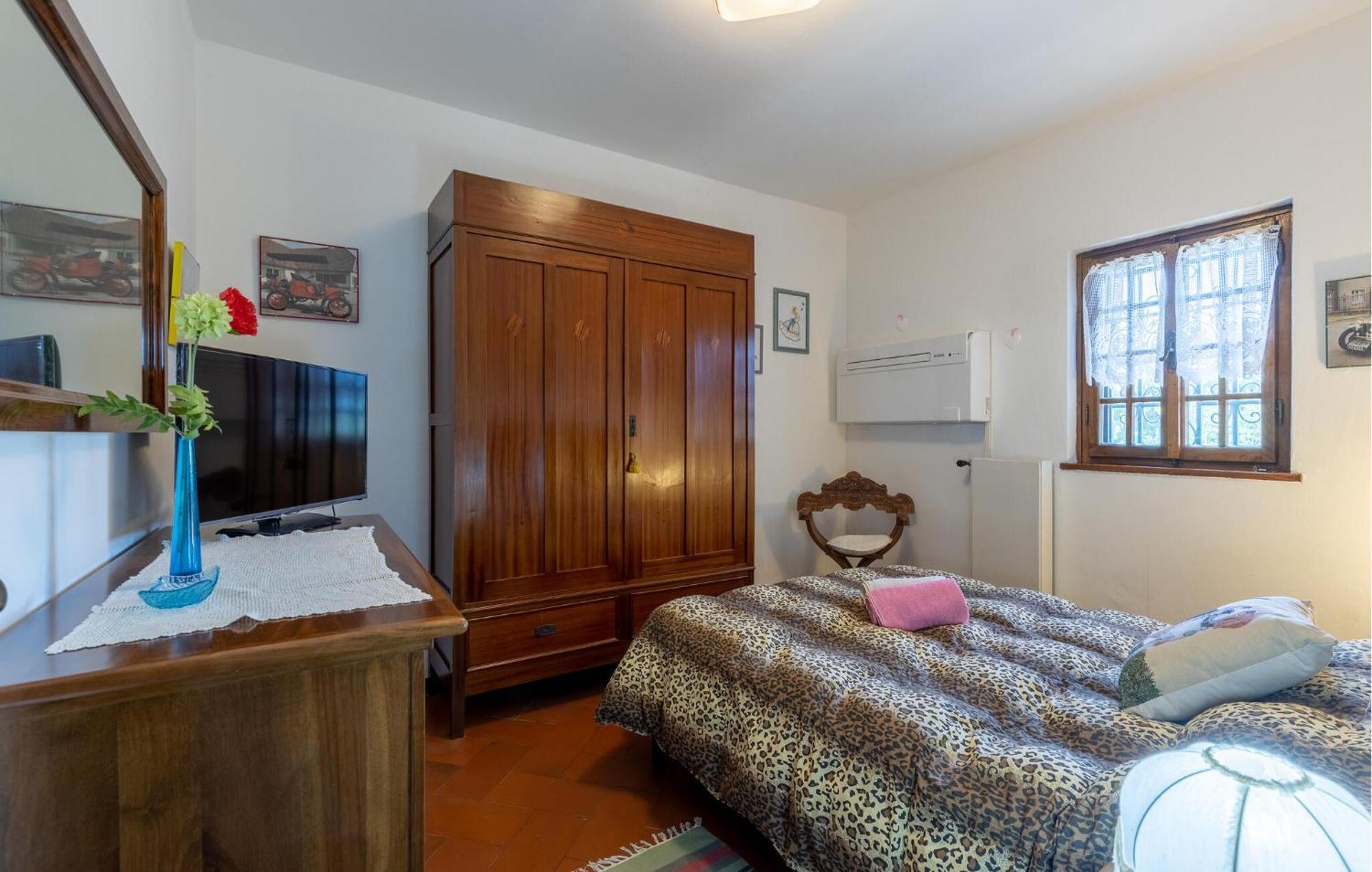 Beautiful Home In Uzzano Pt With Kitchen Luaran gambar
