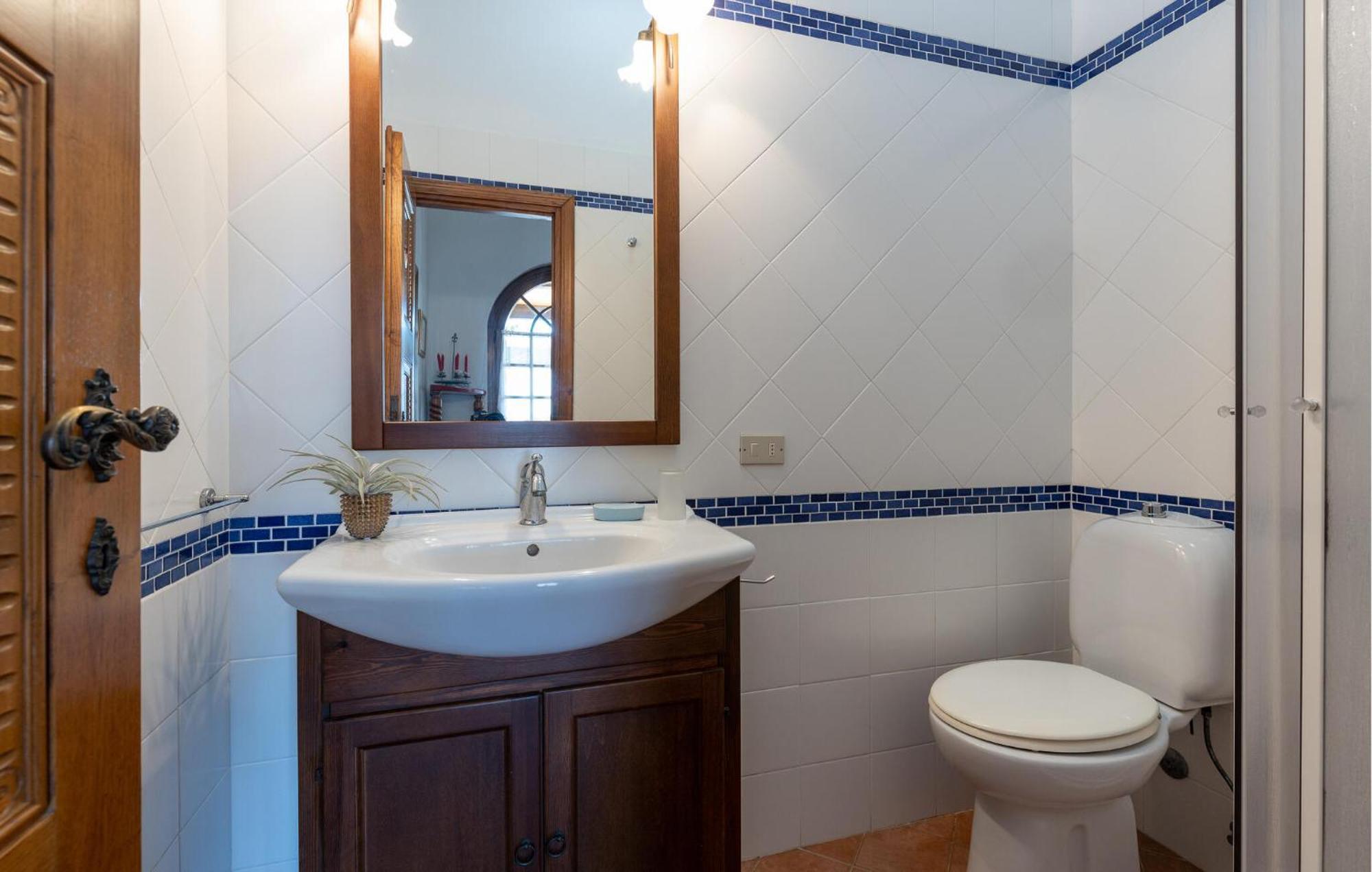 Beautiful Home In Uzzano Pt With Kitchen Luaran gambar
