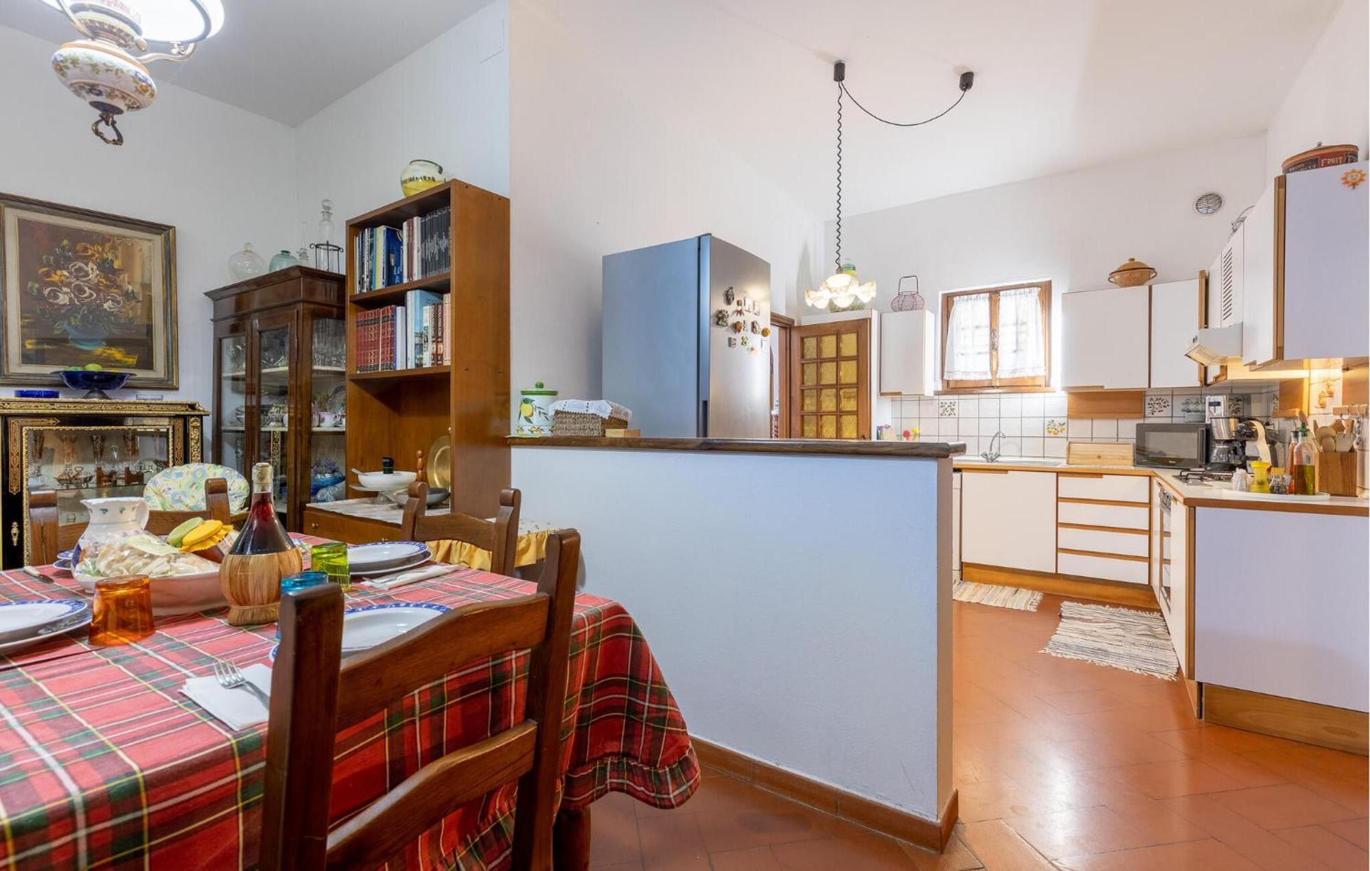 Beautiful Home In Uzzano Pt With Kitchen Luaran gambar