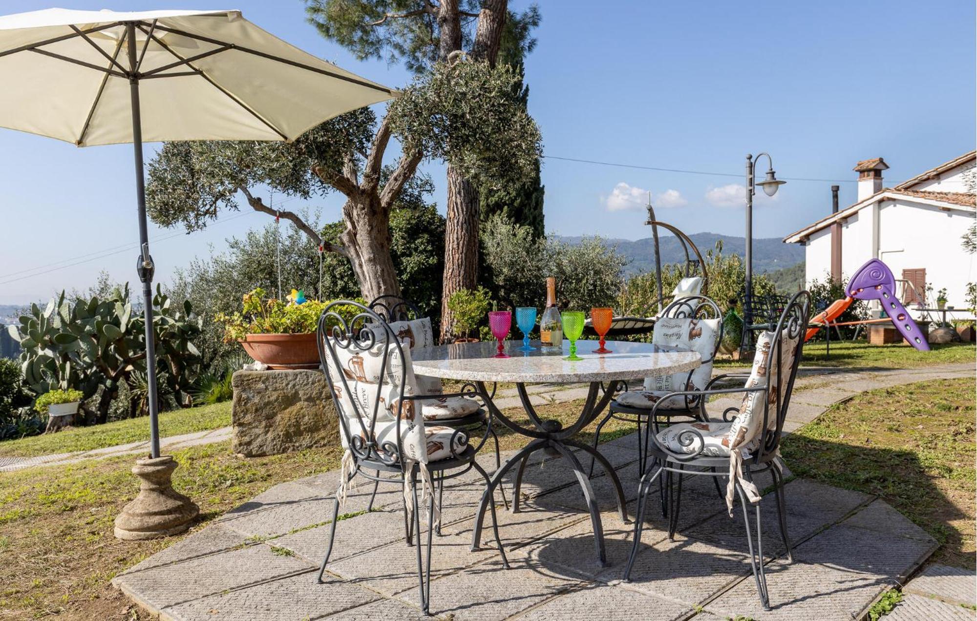 Beautiful Home In Uzzano Pt With Kitchen Luaran gambar
