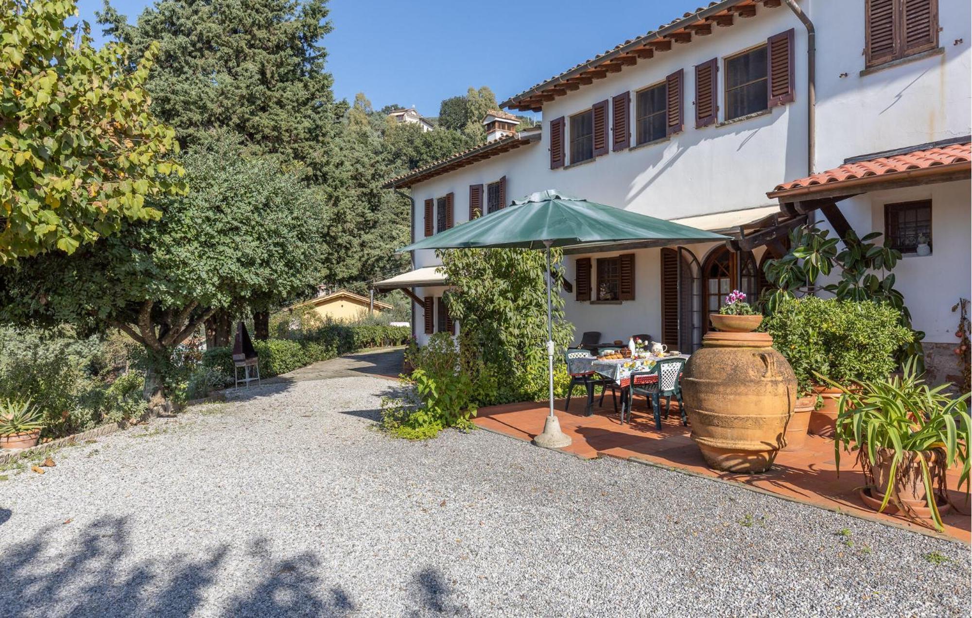 Beautiful Home In Uzzano Pt With Kitchen Luaran gambar